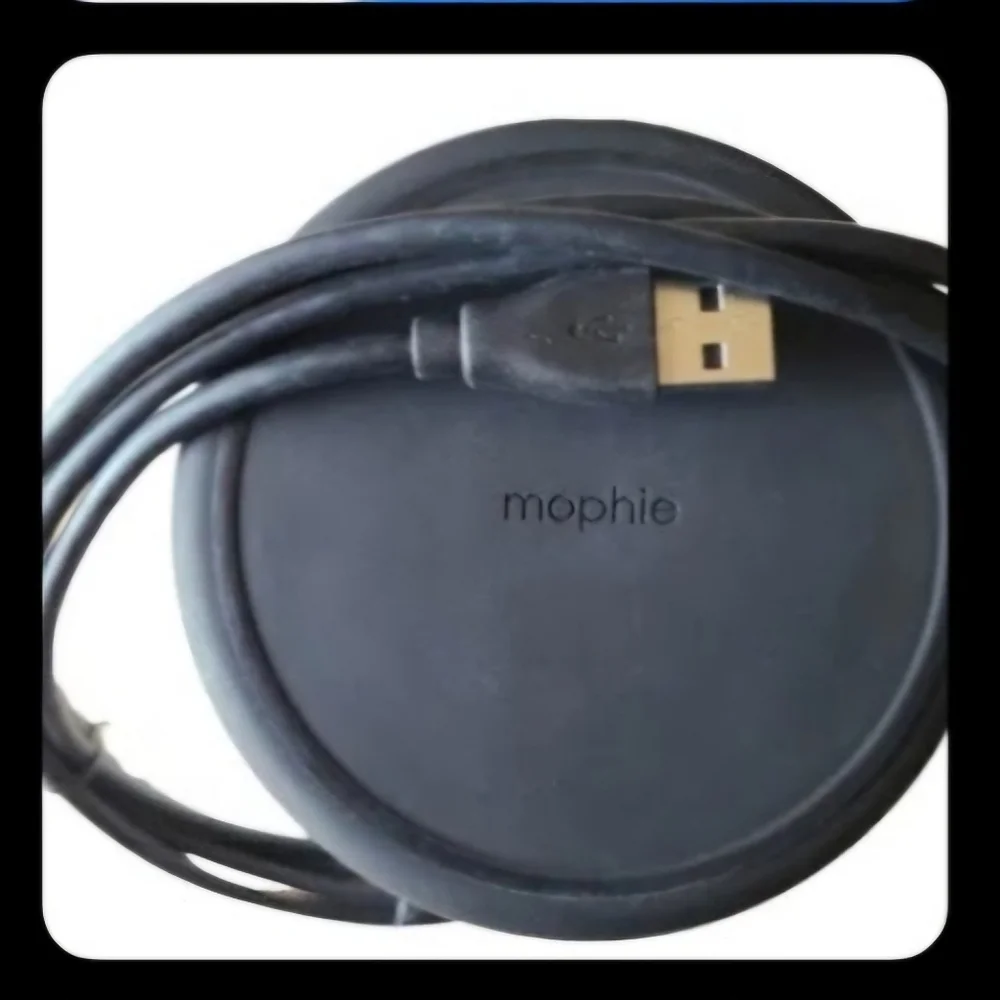 Mophie wireless charge stream pad+‎ Apple Samsung 10W Fast Charge with charger